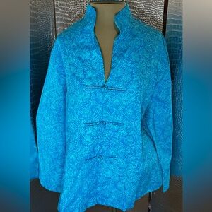 Three Islands Blue Mandarin Collar Lightweight Floral Pattern NWT Size Large